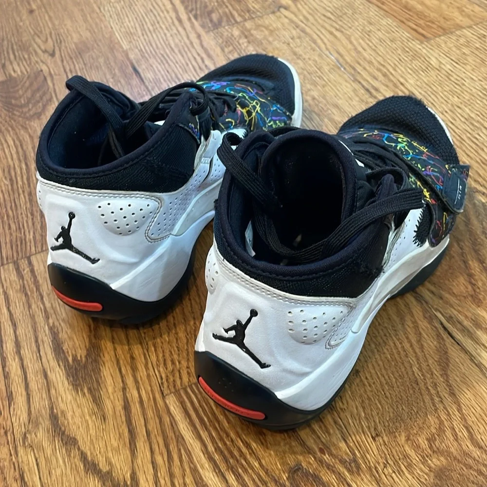 Boy’s Jordan Zion 2 Noah White Black Multi-Color (TD) Sneakers. Size 6Y.